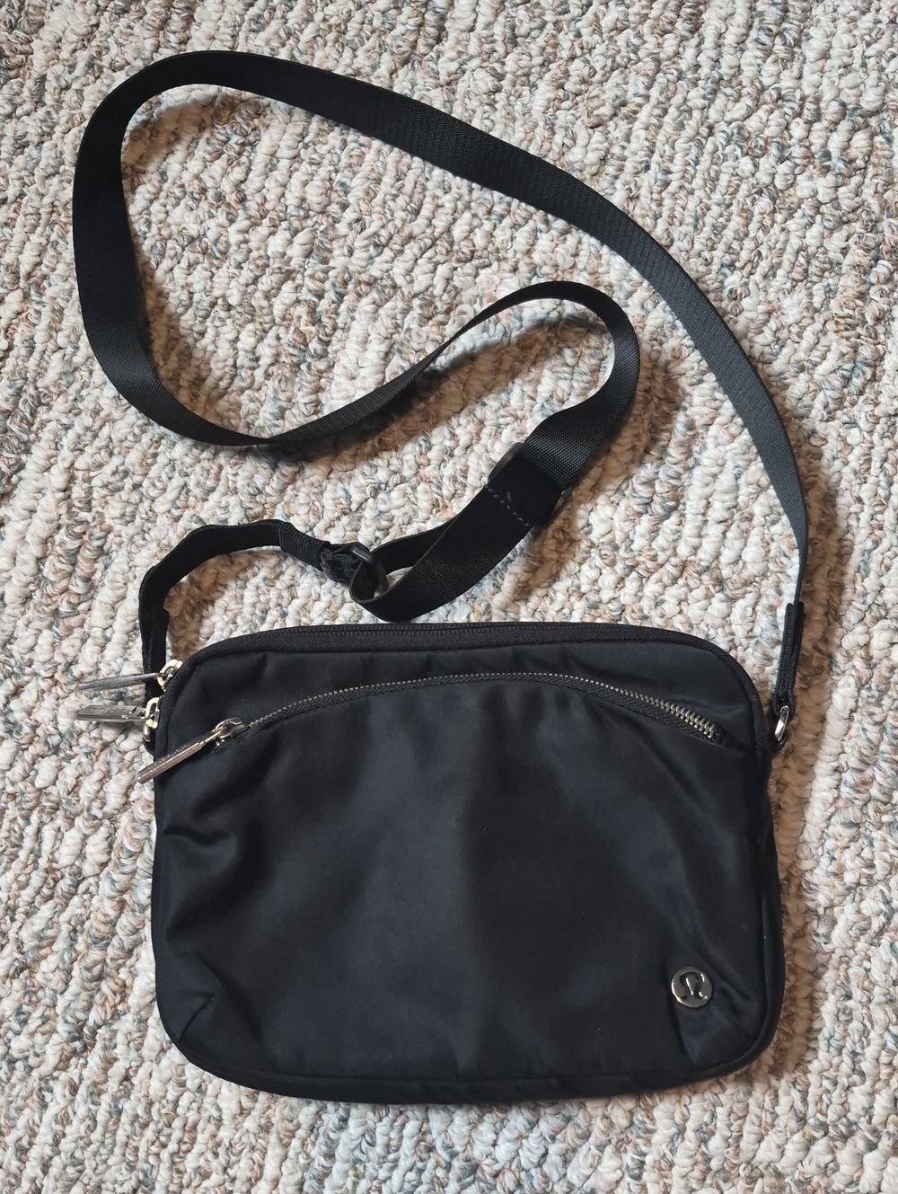 Lululemon Black Crossover Bag